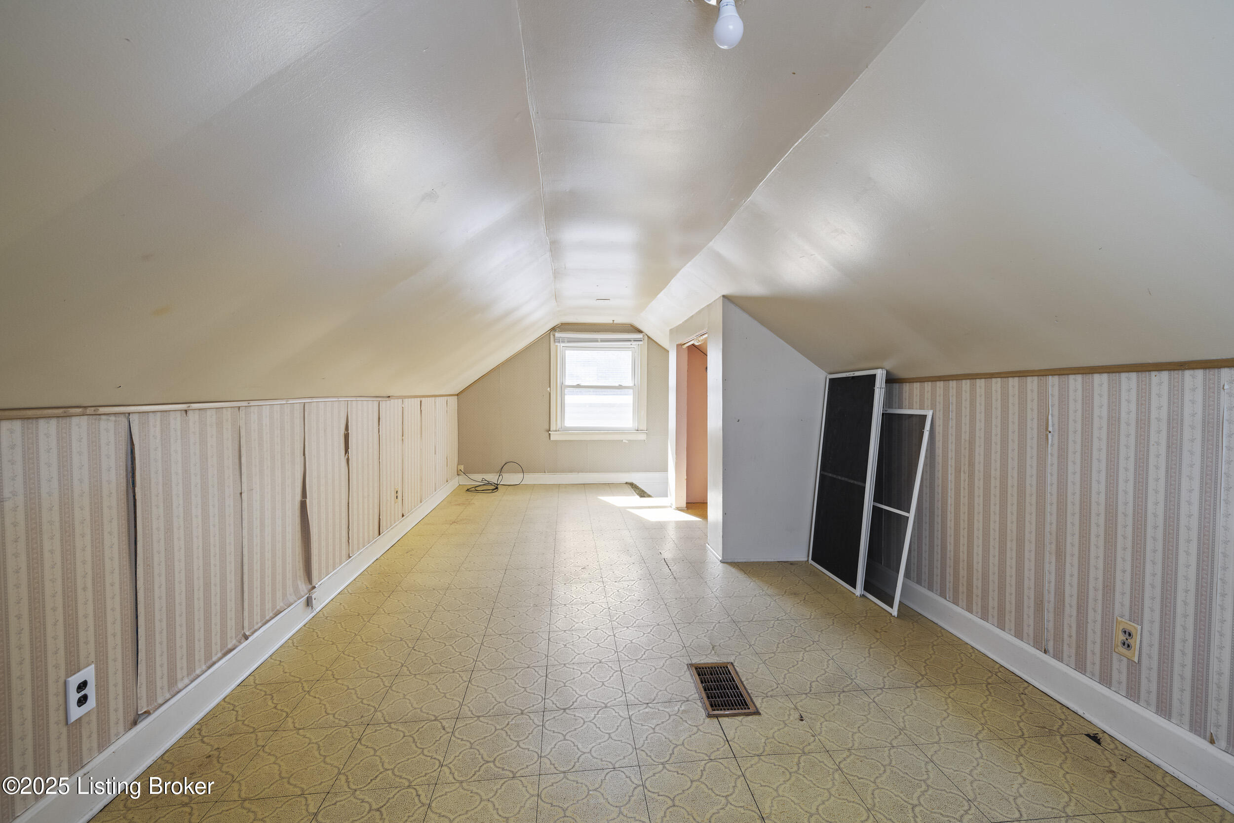 1415 Haskin Ave, Louisville, Pennsylvania image 28