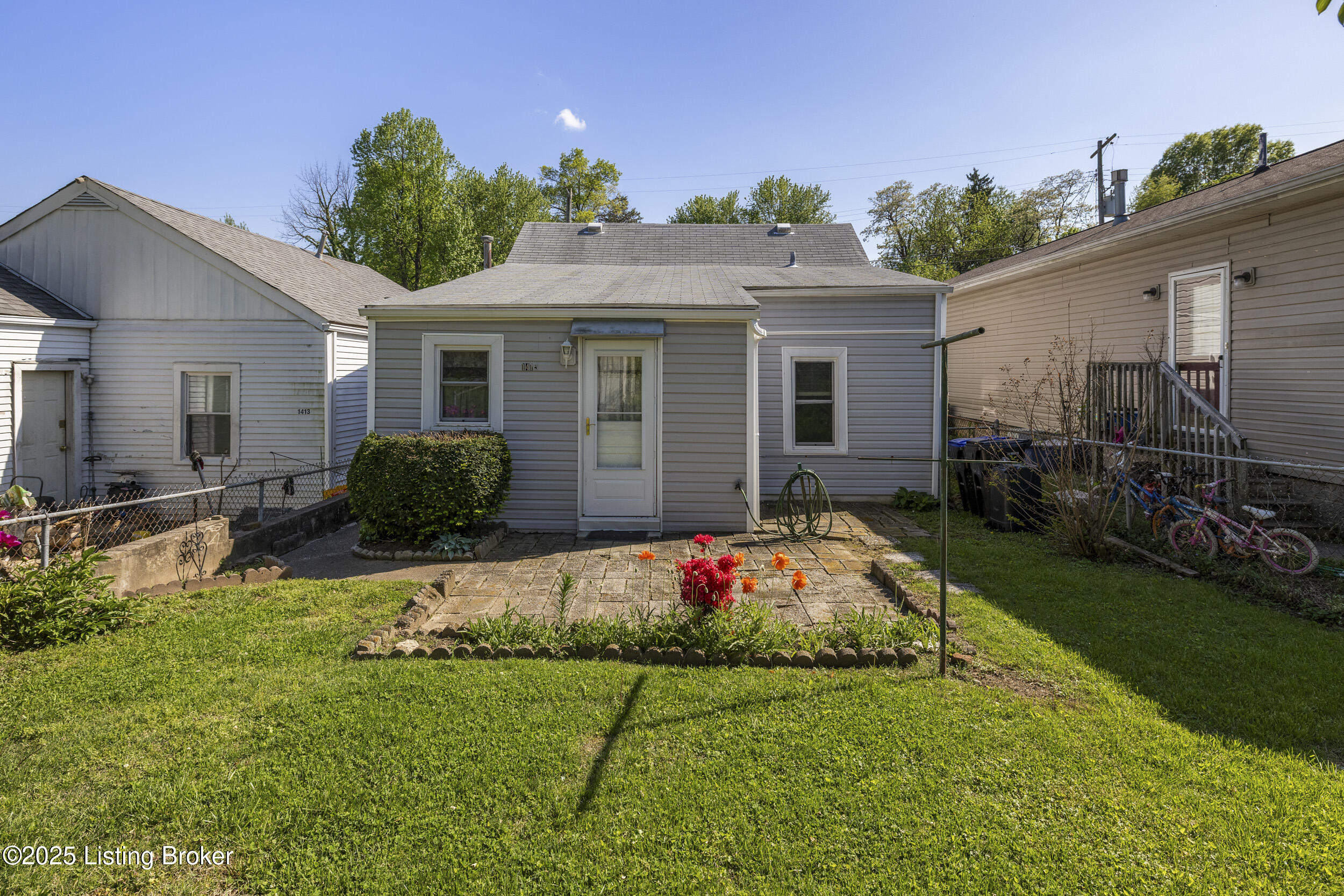 1415 Haskin Ave, Louisville, Pennsylvania image 6