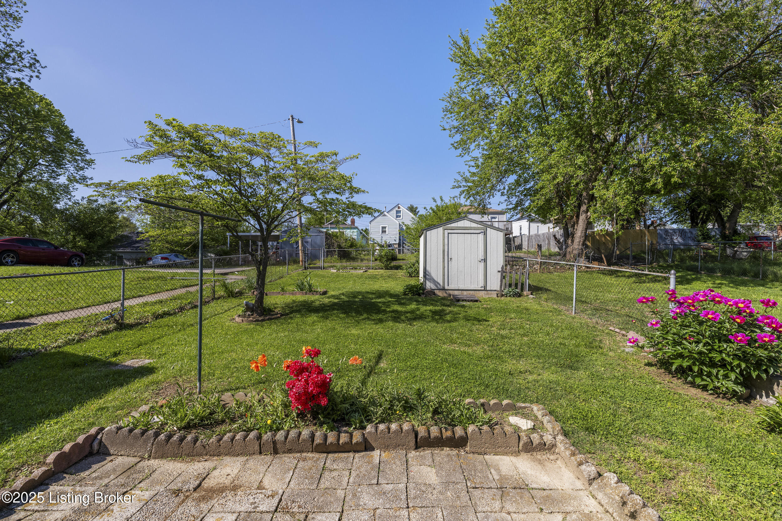 1415 Haskin Ave, Louisville, Pennsylvania image 7