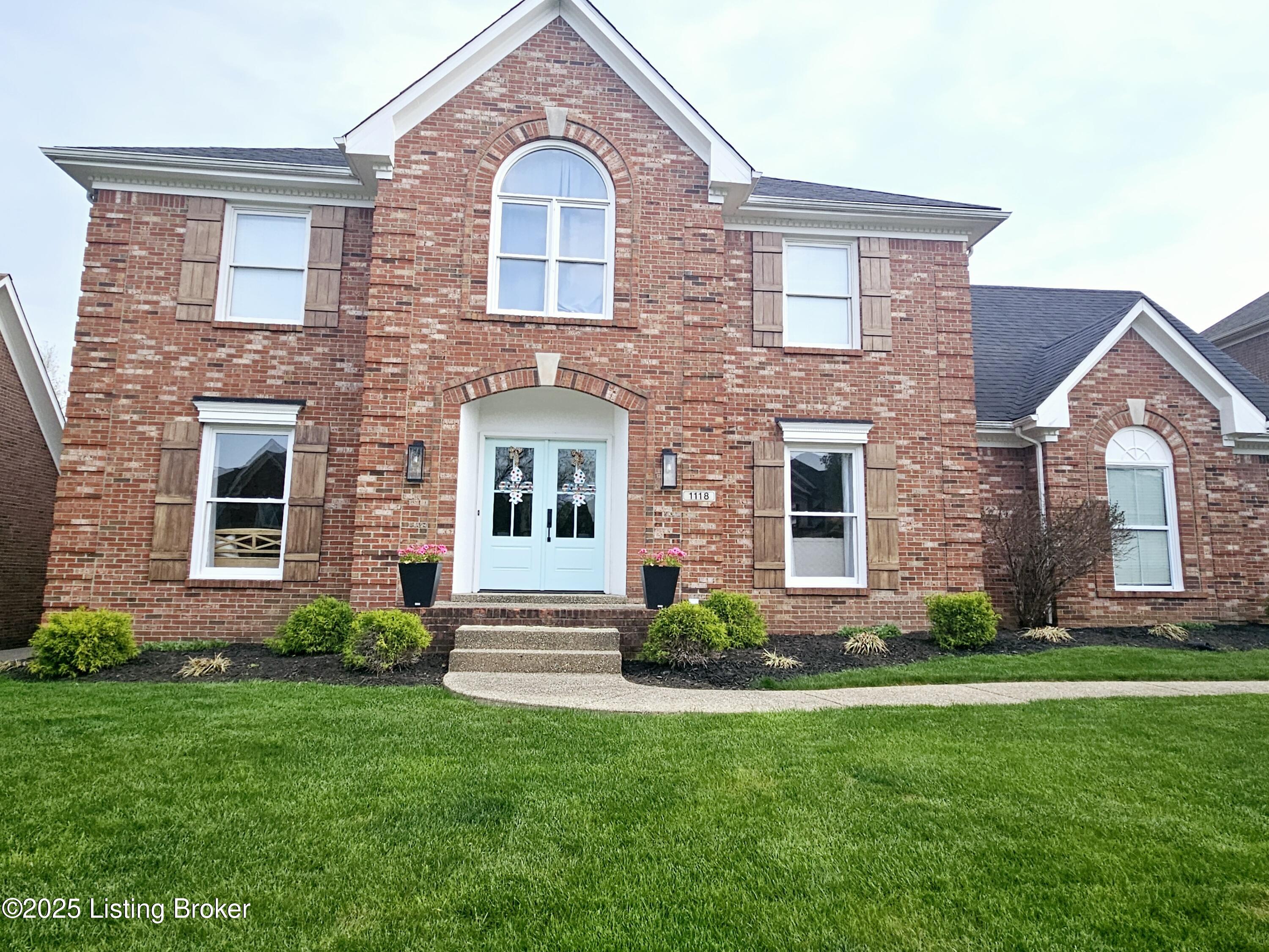 1118 Lake Bluff Cir, Louisville, Kentucky image 1