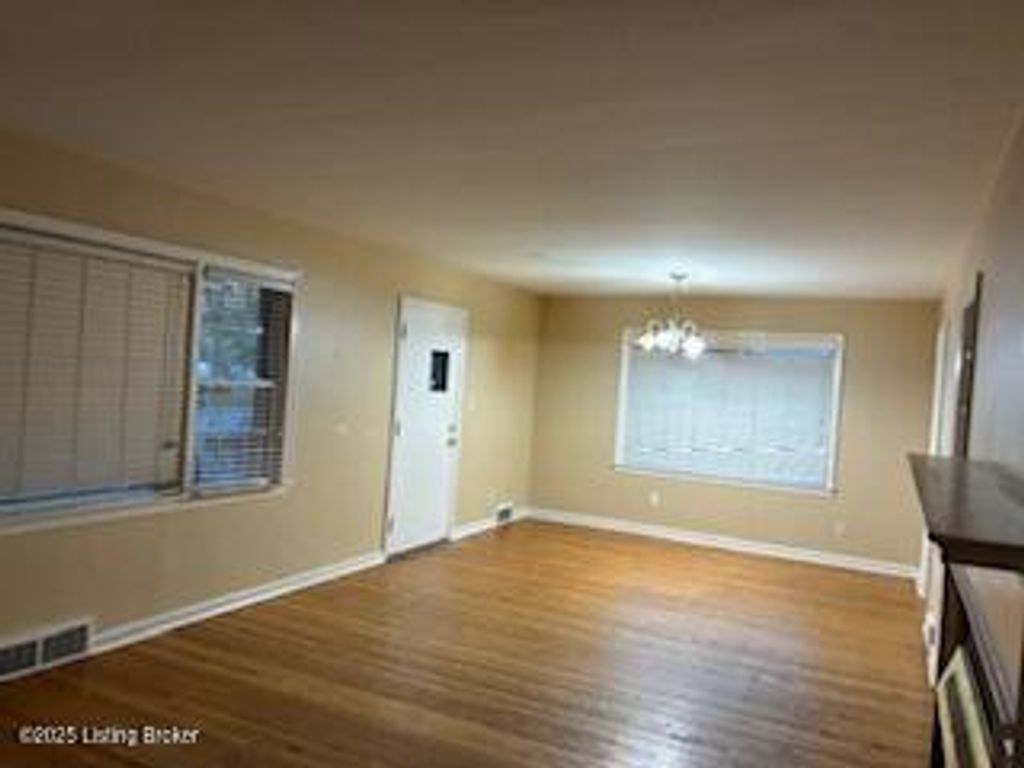 Photo of 52 Narwood Dr, Louisville, KY 40299 (MLS # 1712371)