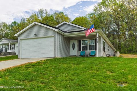 Photo of 150 Michael Ln, Brandenburg, KY 40108 (MLS # 1714741)