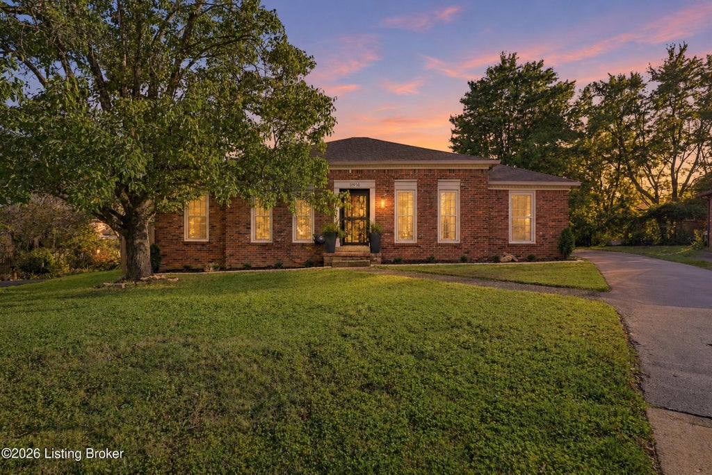 Photo of 11916 Berry Hill Rd, Louisville, KY 40243 (MLS # 1732102)