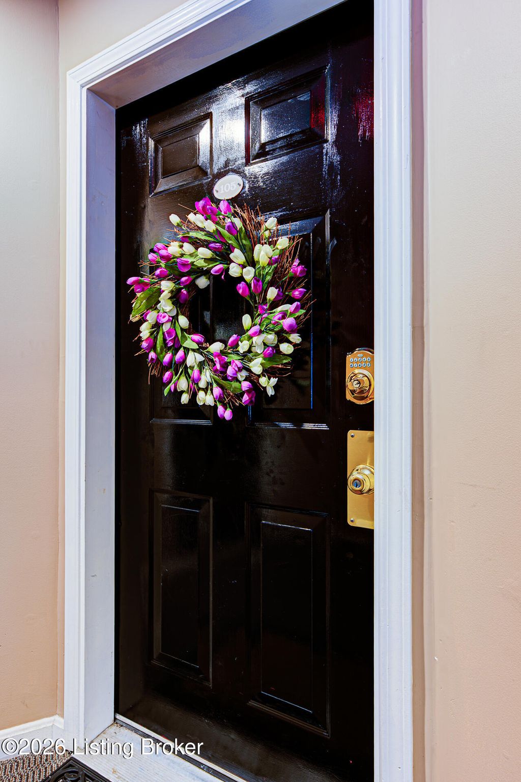 Photo of 2726 Hollywood Terrace #105, Louisville, KY 40206 (MLS # 1711726)