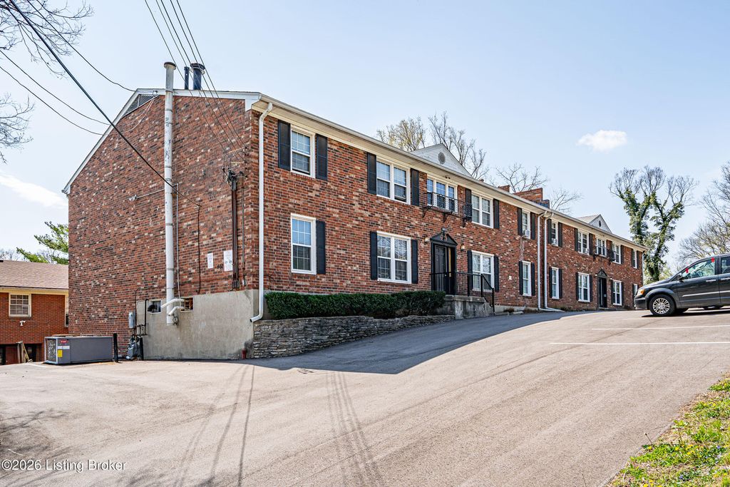 Photo of 402 N Hite Ave, Louisville, KY 40206 (MLS # 1713853)