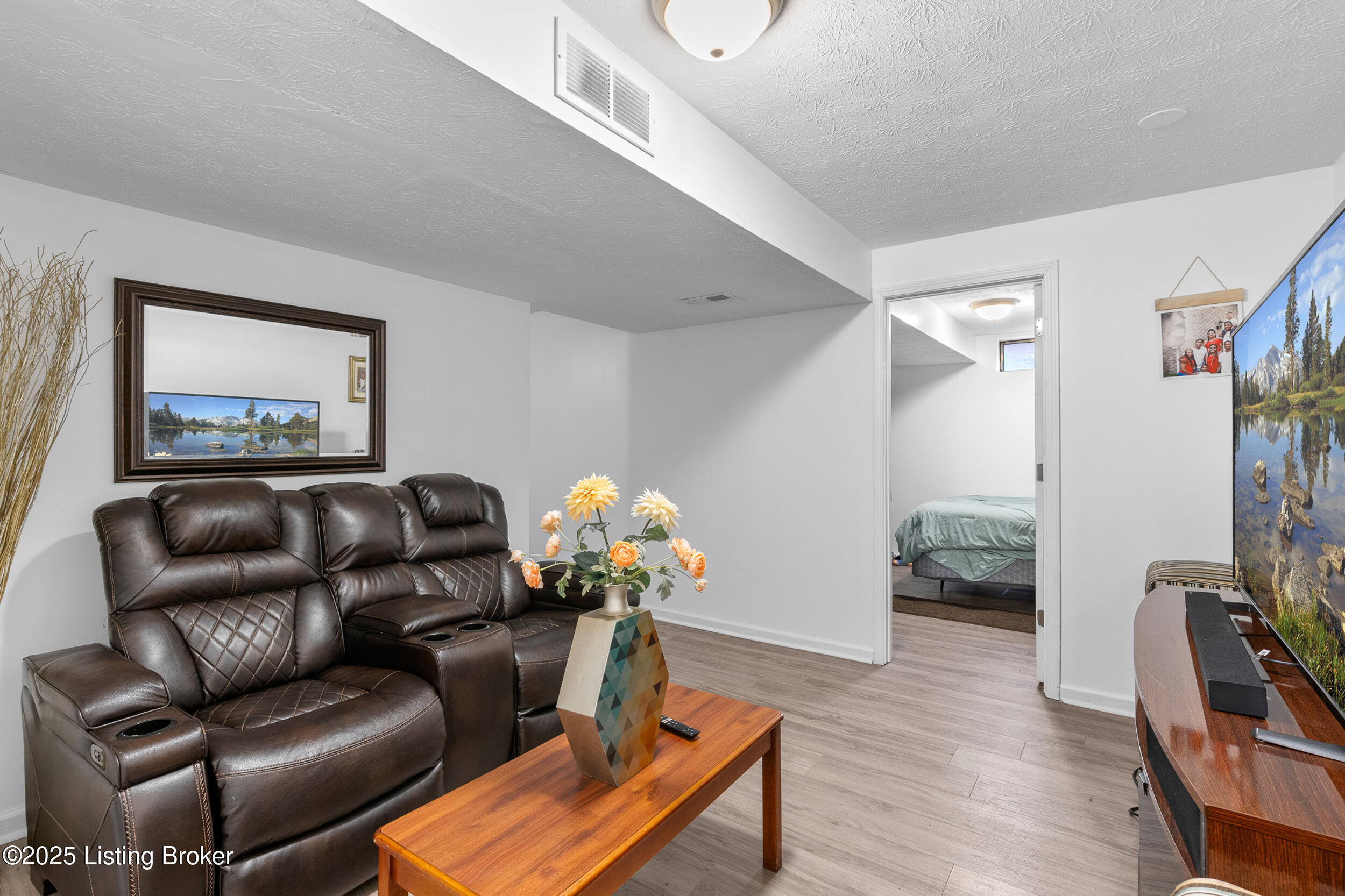 270 Spring House Ln, Louisville, Kentucky image 37