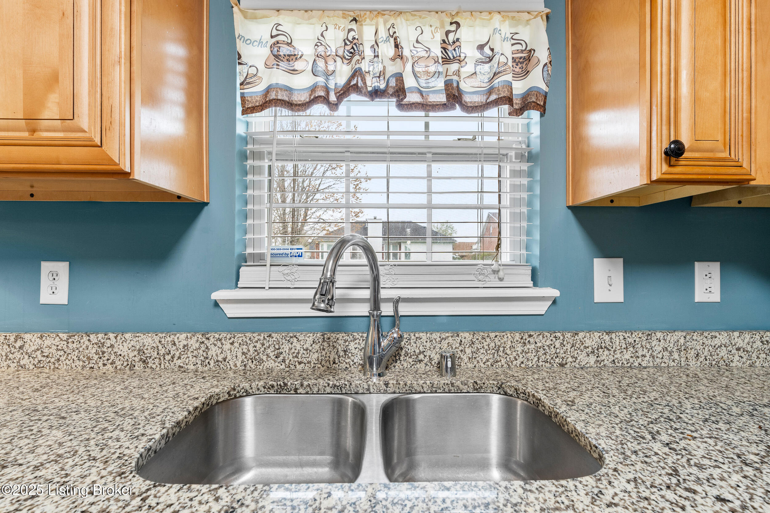 270 Spring House Ln, Louisville, Kentucky image 17