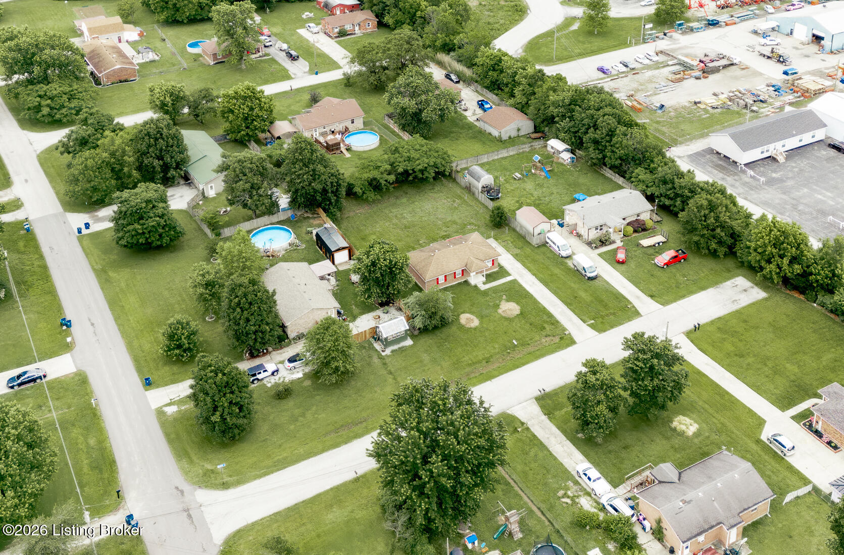 128 Hamilton Dr
