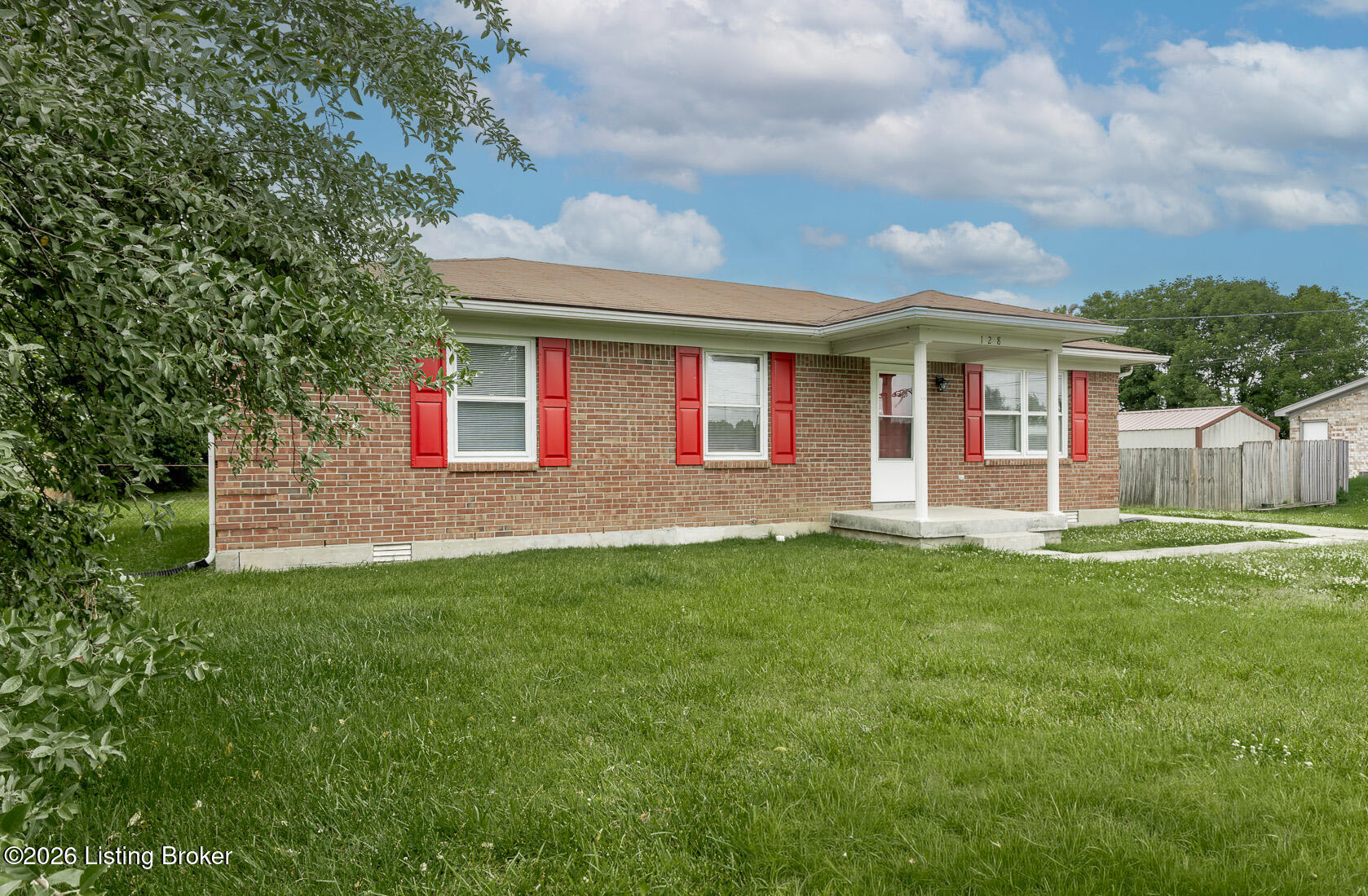 128 Hamilton Dr