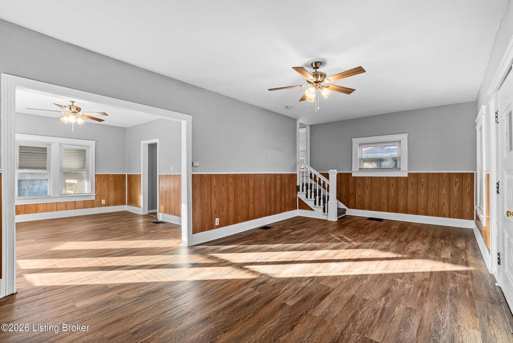 Photo of 114 S 33rd St, Louisville, KY 40212 (MLS # 1708128)