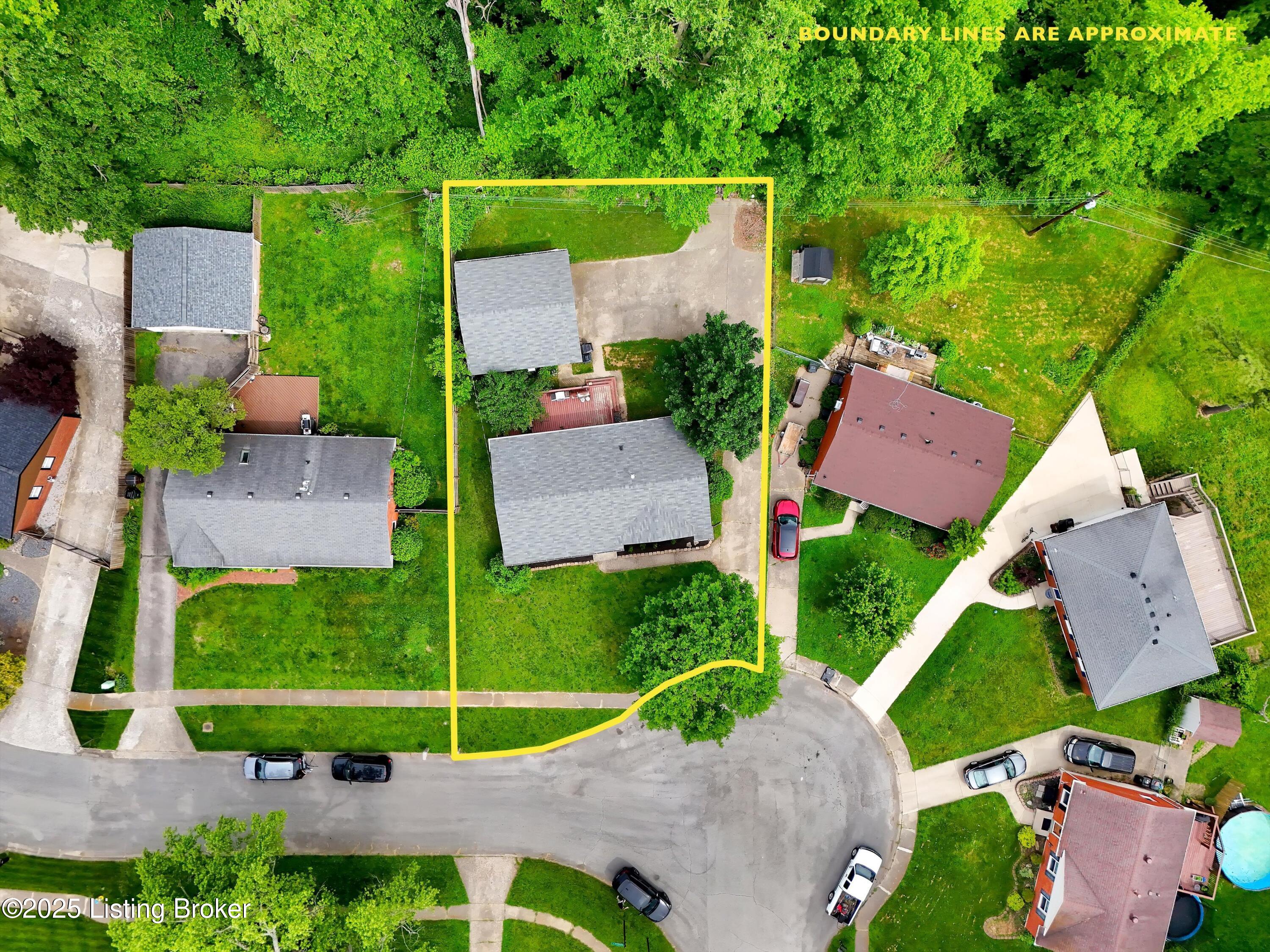 2133 Dogoon Dr, Louisville, Kentucky image 3