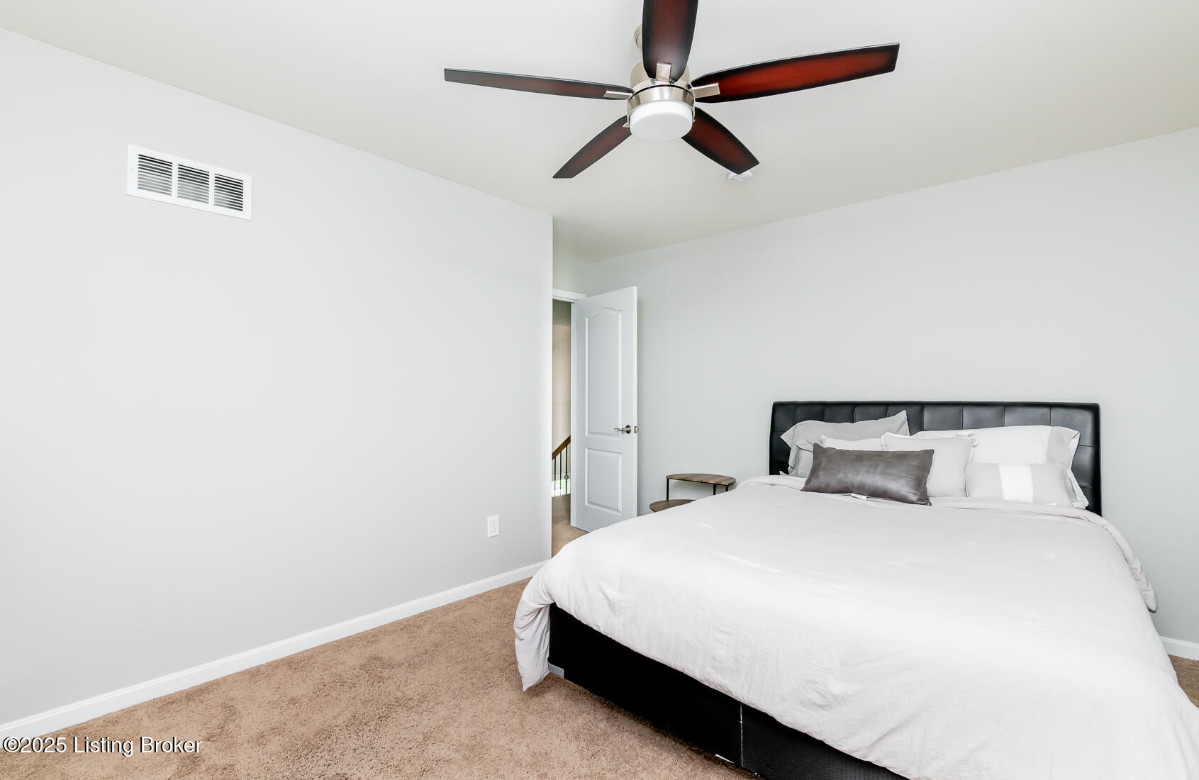 1061 Autumn Crest Ln, Louisville, Pennsylvania image 43