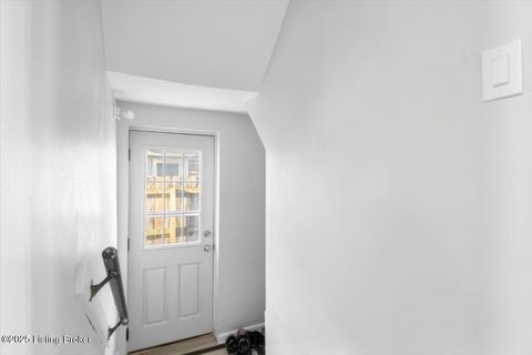 Tiny photo for 2342 Lansdowne Ave, Louisville, KY 40217 (MLS # 1709306)