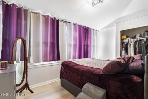 Tiny photo for 2342 Lansdowne Ave, Louisville, KY 40217 (MLS # 1709306)