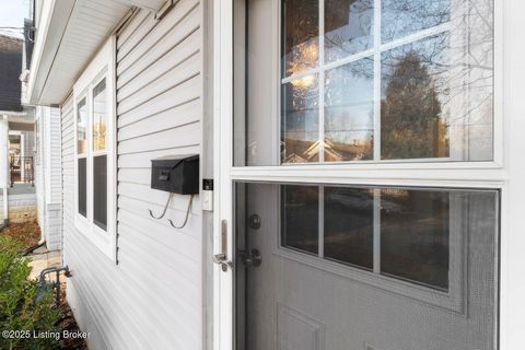 Tiny photo for 2342 Lansdowne Ave, Louisville, KY 40217 (MLS # 1709306)