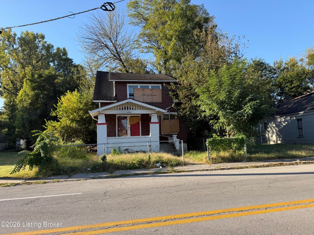 Photo of 1788 W Hill St, Louisville, KY 40210 (MLS # 1732836)