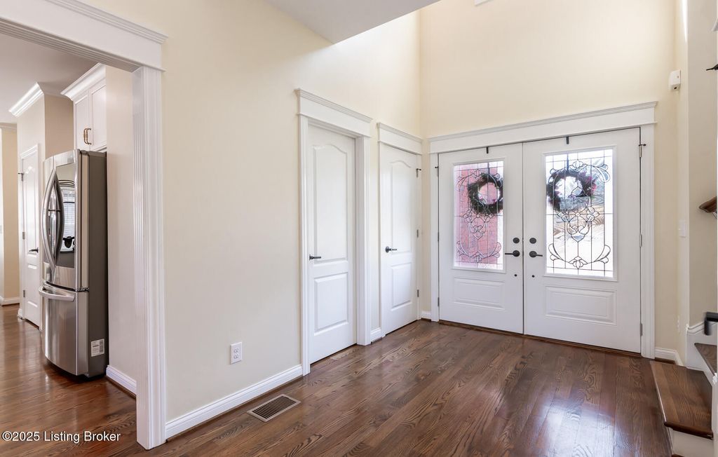 Photo of 12615 Valley Pine Dr, Louisville, KY 40299 (MLS # 1700072)
