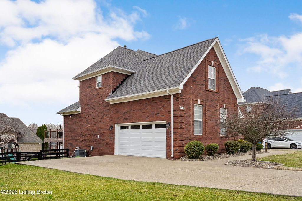Photo of 3413 Sasse Way, Louisville, KY 40245 (MLS # 1710601)