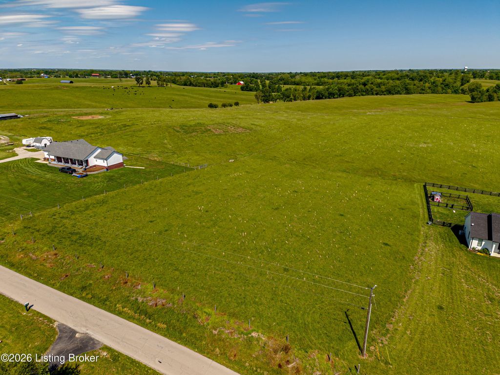 Photo of Tract 3 Buzzard Roost Rd, Shelbyville, KY 40065 (MLS # 1717241)