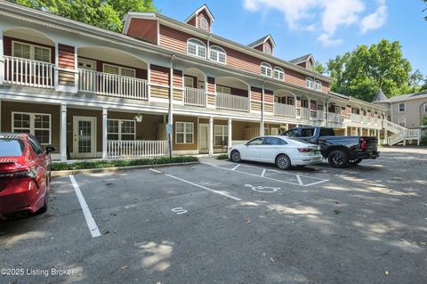 Photo of 225 Crescent Hill Pl #APT 105, Louisville, KY 40206 (MLS # 1704516)