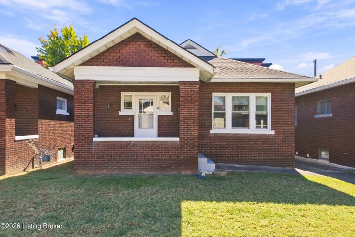 Photo 1 of 23 — 4 Eutropia Ct, Louisville, KY 40208
