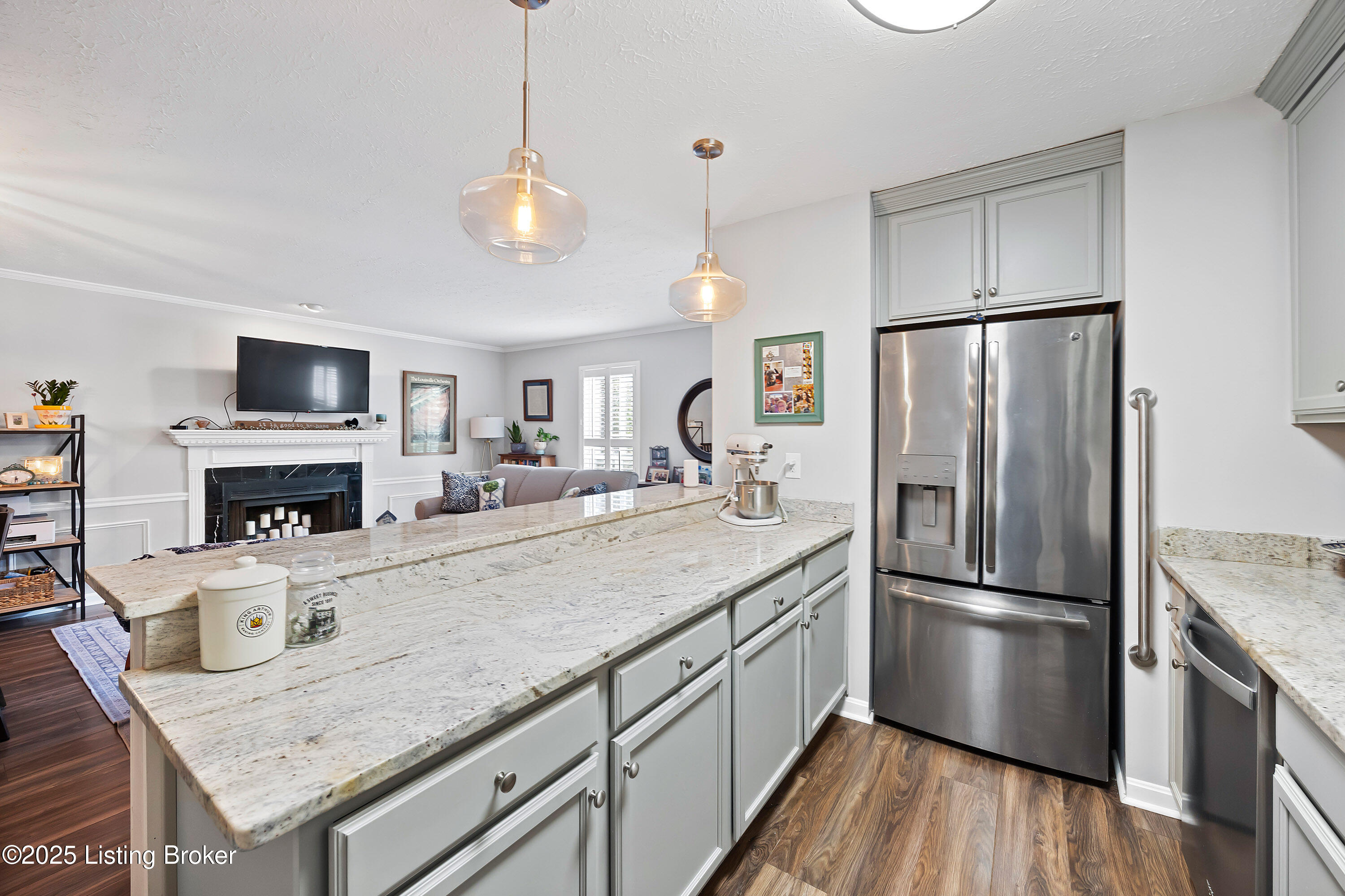 3801 Chamberlain Ln #B, Louisville, Kentucky image 8