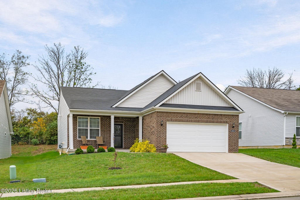 Photo of 4010 Blackthorn Pl, La Grange, KY 40031 (MLS # 1732379)