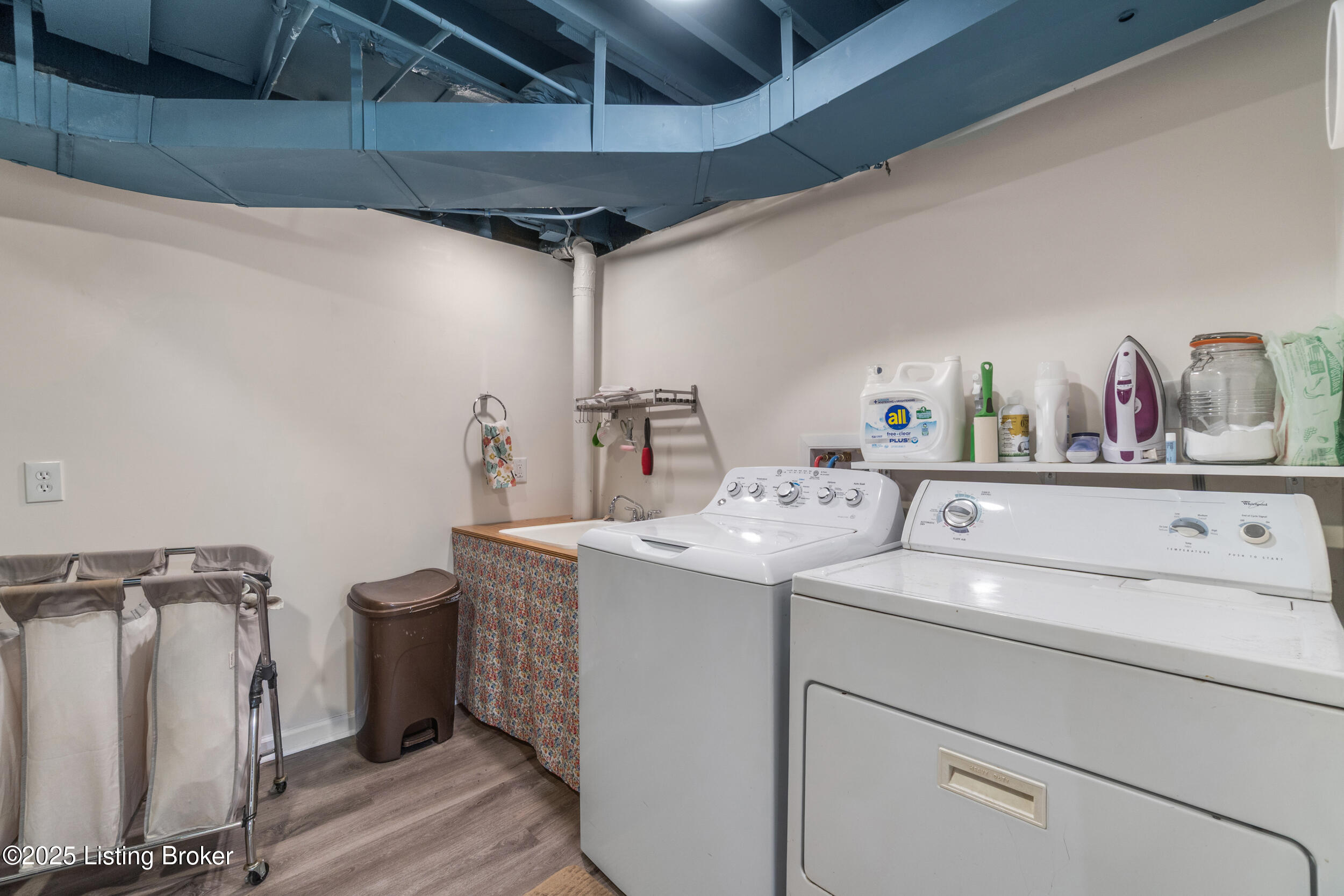 5401 Westhall Ave, Louisville, Pennsylvania image 43