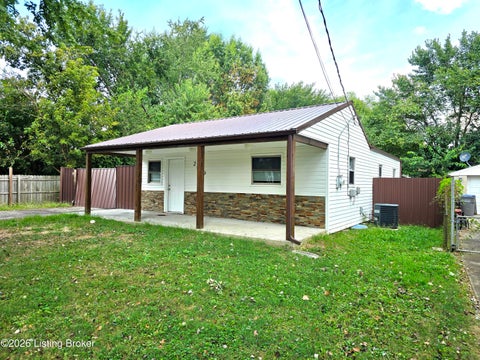 Photo of 2419 Helen Ave, Louisville, KY 40216 (MLS # 1729392)