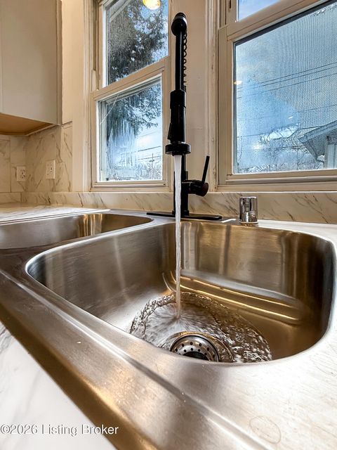 Tiny photo for 237 Glendora Ave, Louisville, KY 40212 (MLS # 1709429)