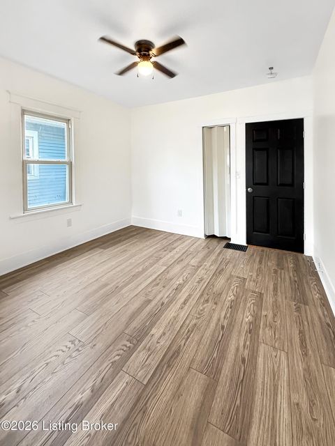 Tiny photo for 237 Glendora Ave, Louisville, KY 40212 (MLS # 1709429)