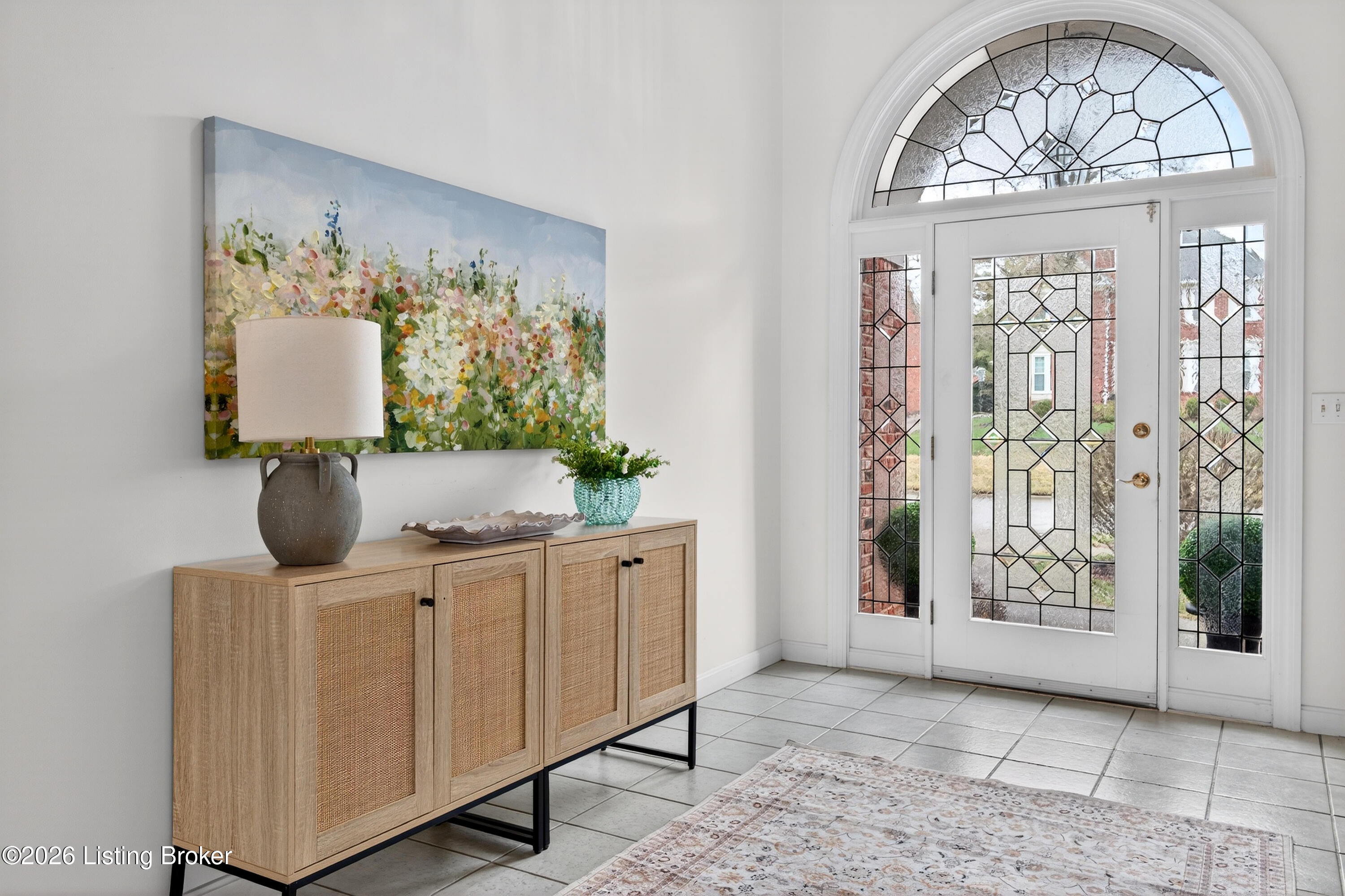 843 Lake Forest Pkwy