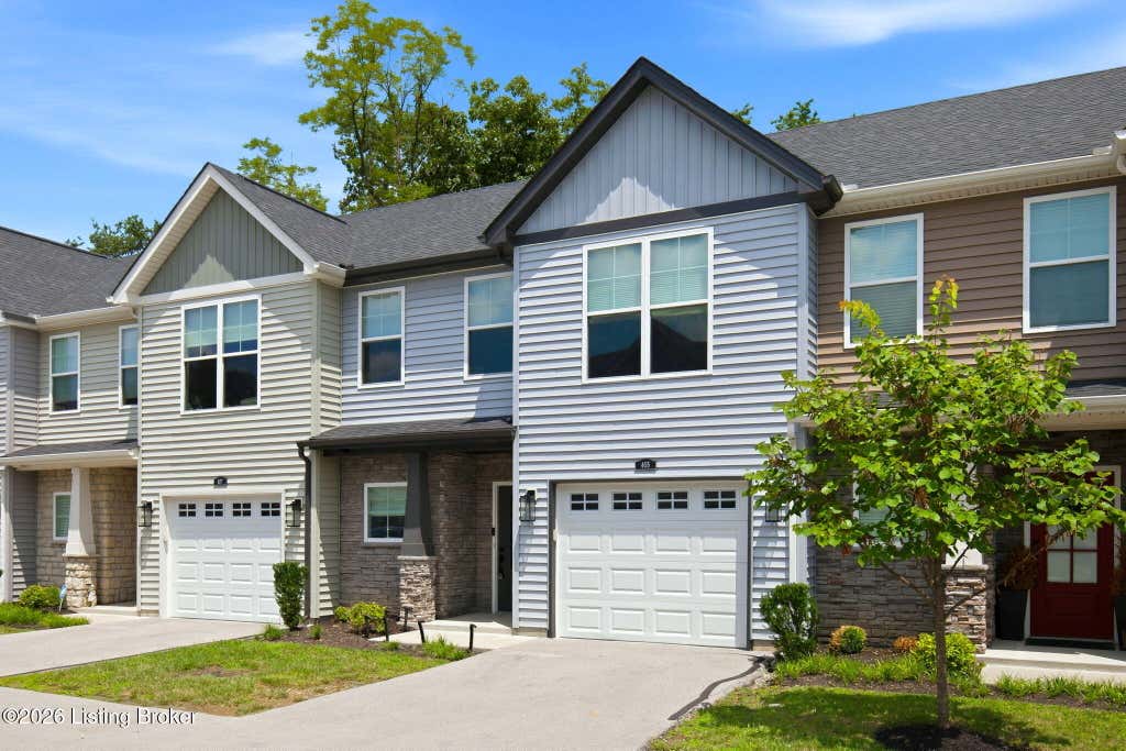 Photo of 405 Railway Dr, Lyndon, KY 40222 (MLS # 1725369)