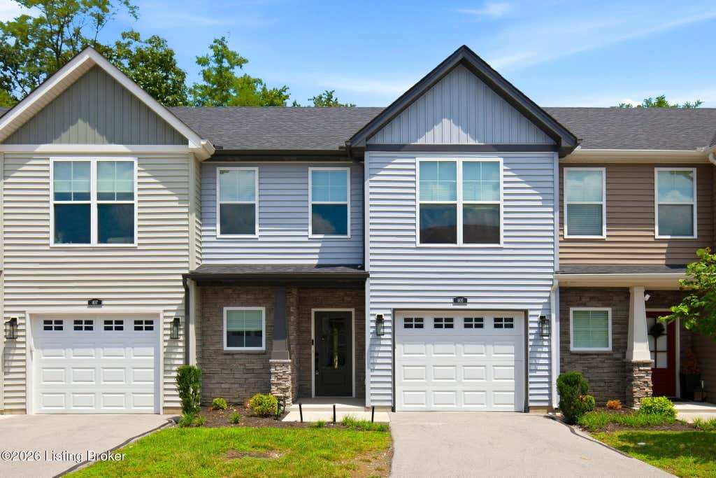 Photo of 405 Railway Dr, Lyndon, KY 40222 (MLS # 1725369)