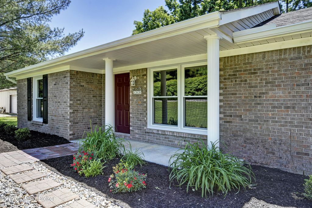 Photo of 155 Fishermans View VW, Smithfield, KY 40068 (MLS # 1716809)