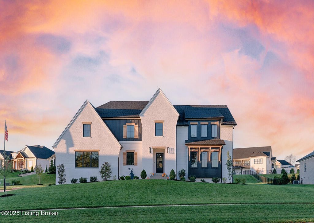 Photo of 6001 Brentwood Dr, Crestwood, KY 40014 (MLS # 1700348)