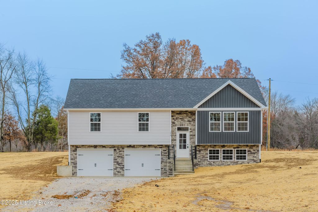 Photo of 170 Rock Ridge Rd, Brandenburg, KY 40108 (MLS # 1704442)