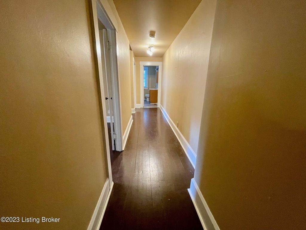 Photo of 2015 E Oak St #2, New Albany, IN 47150 (MLS # 1707907)