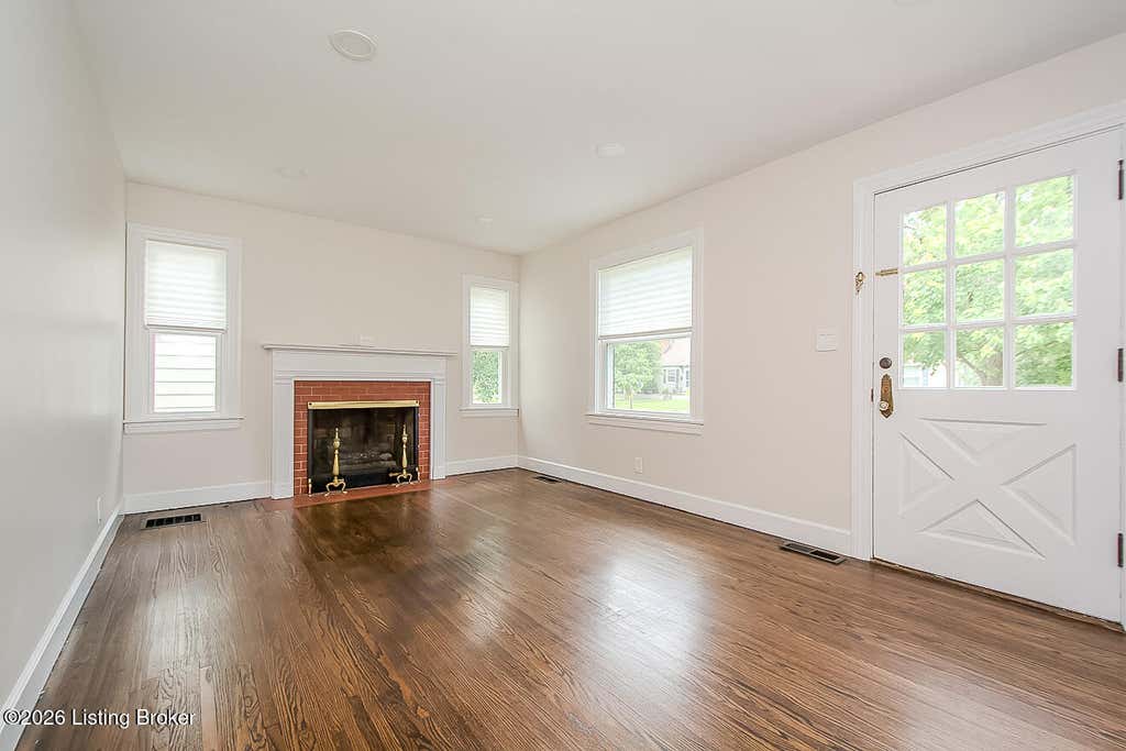Photo of 4214 Churchill Rd, Louisville, KY 40207 (MLS # 1723809)
