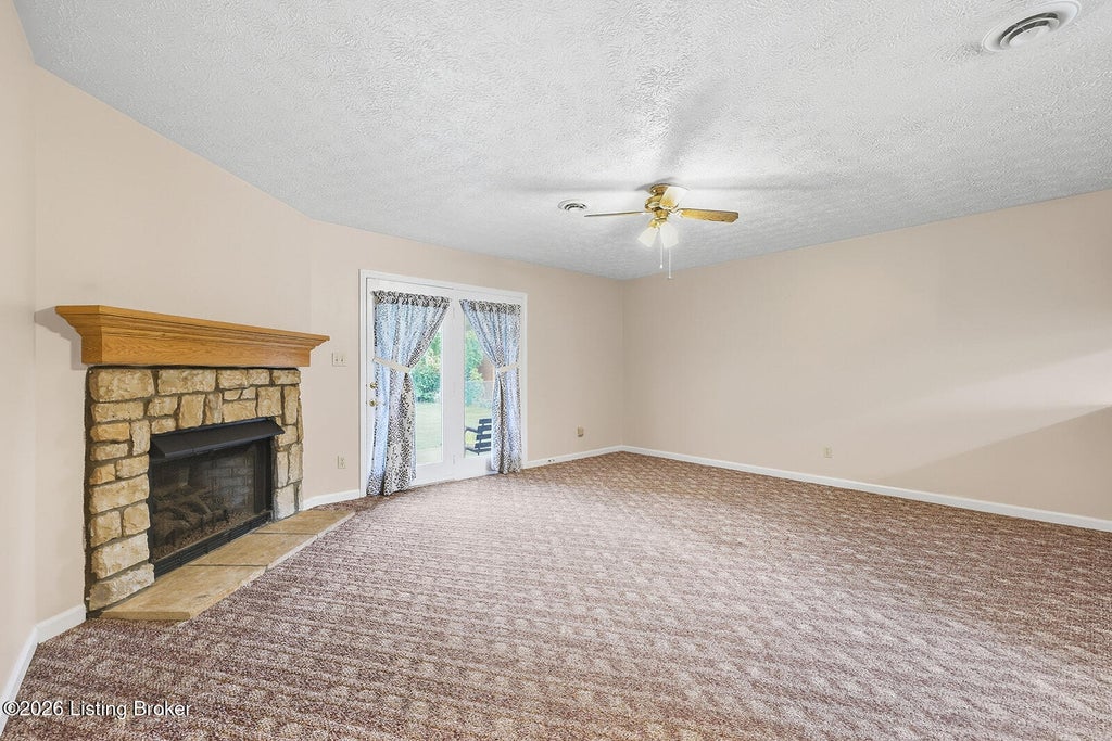 Photo of 113 Roark Ct, Lawrenceburg, KY 40342 (MLS # 1730394)
