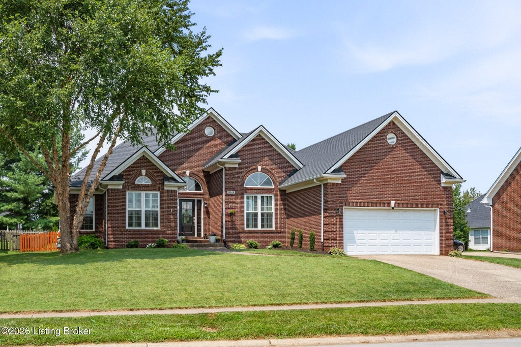 Photo of 13122 Willow Forest Dr, Louisville, KY 40245 (MLS # 1724992)