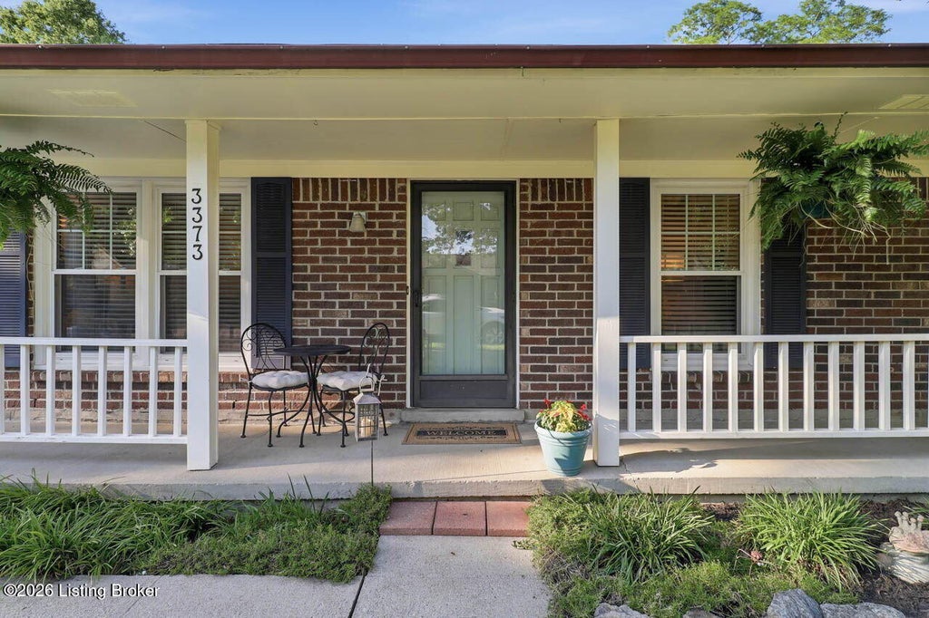 Photo of 3373 Colonnade Dr, Lexington, KY 40515 (MLS # 1719283)