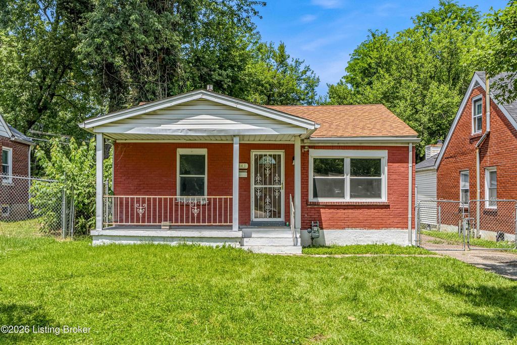 Photo of 3443 Algonquin Pkwy, Louisville, KY 40211 (MLS # 1722214)