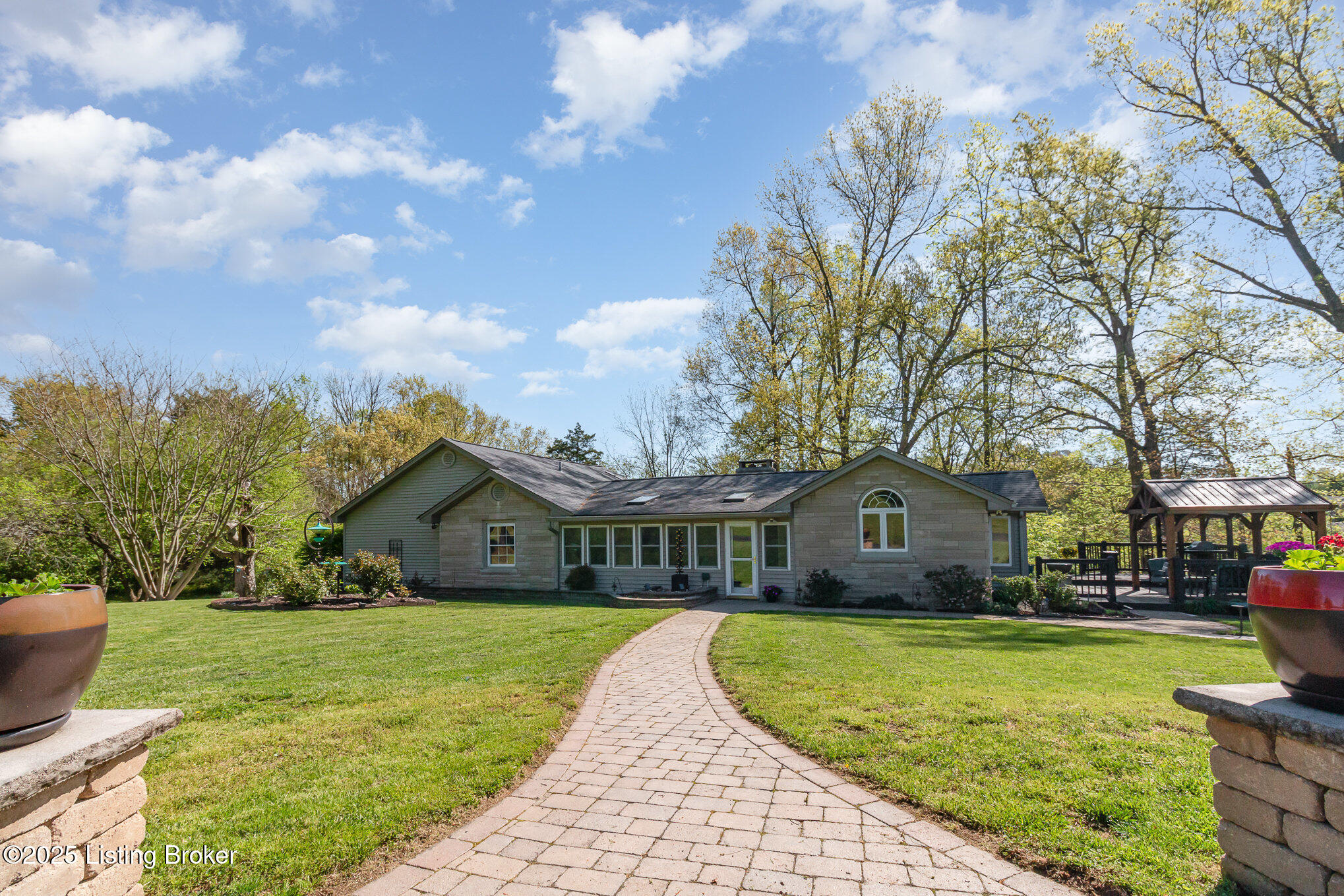4500 Chenoweth Run Rd, Louisville, Pennsylvania image 1