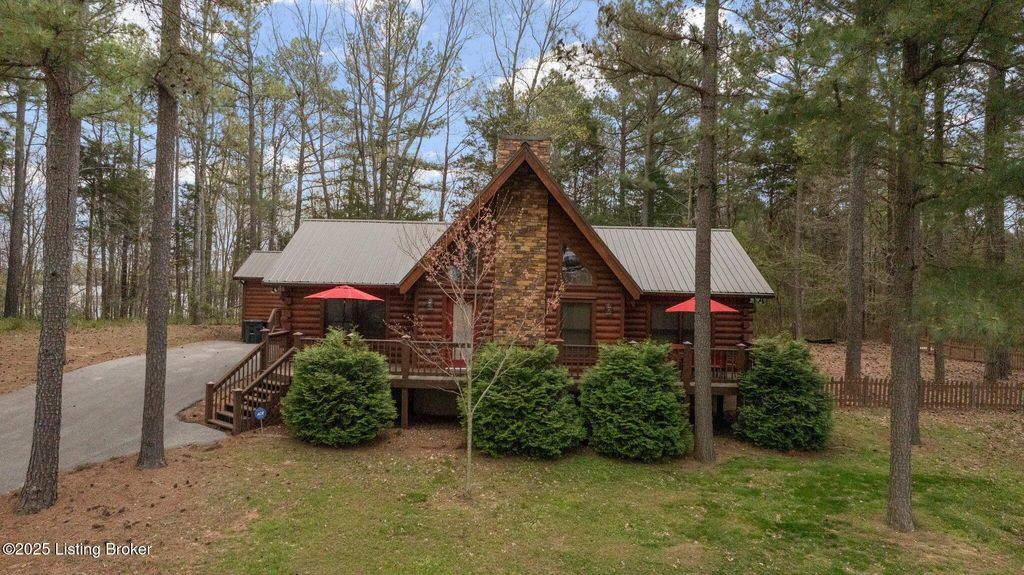Photo of 325 Marina Point Ln, Falls Of Rough, KY 40119 (MLS # 1701202)