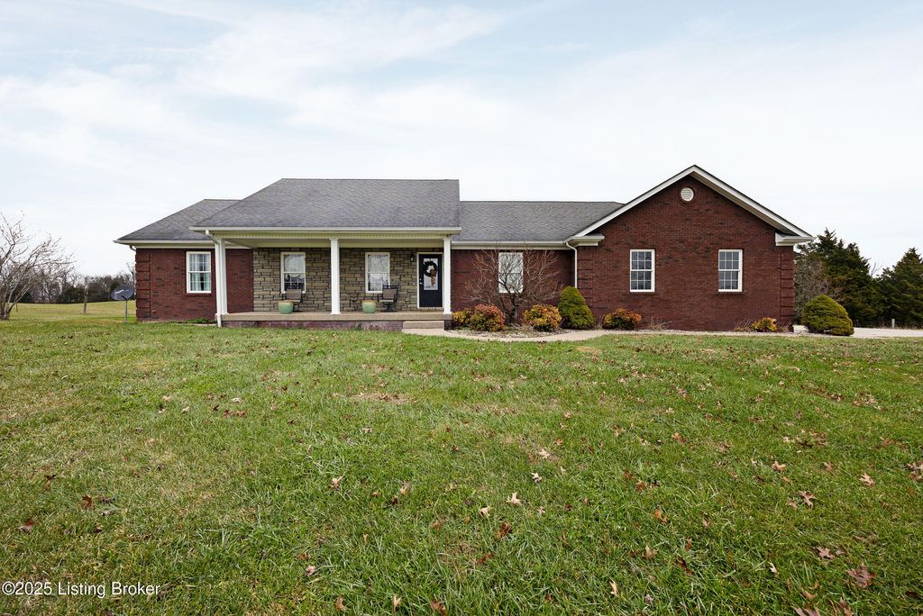 Photo of 1899 Croake Station Rd, Springfield, KY 40069 (MLS # 1705299)
