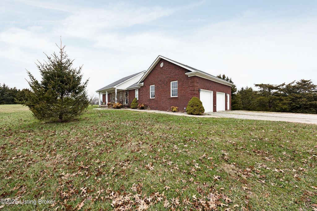 Photo of 1899 Croake Station Rd, Springfield, KY 40069 (MLS # 1705299)