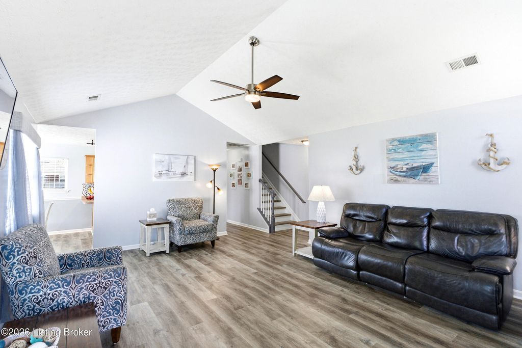 Photo of 10531 Clyde Moore Blvd, Louisville, KY 40291 (MLS # 1712145)