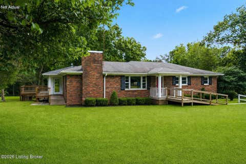 Homes For Sale - 1800 Ironwood Rd<br/> La Grange, KY 40031