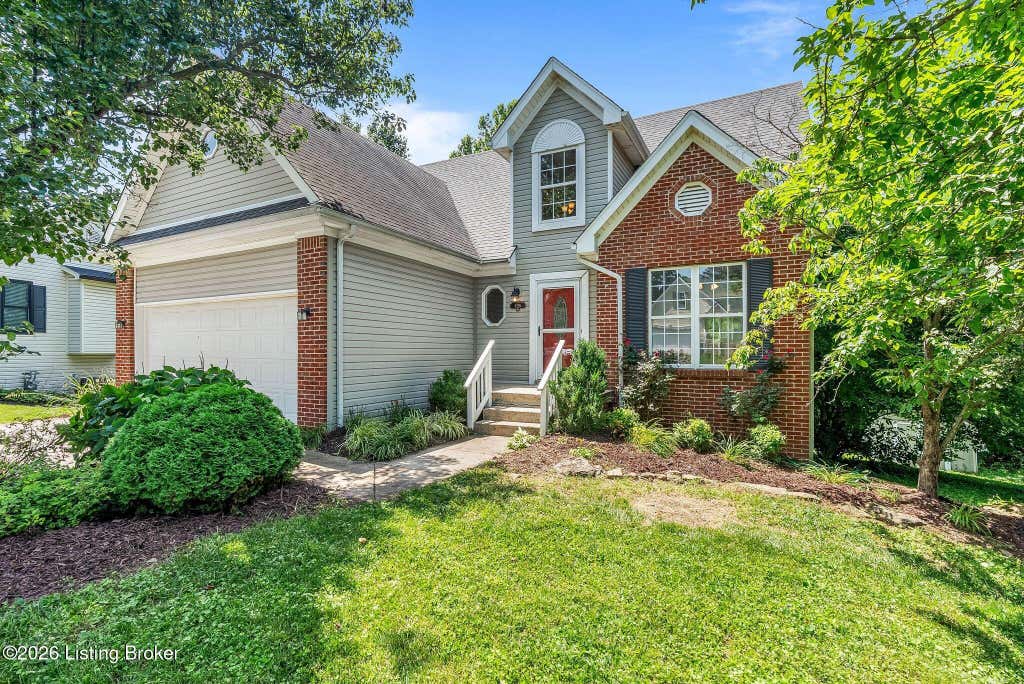 Photo of 6226 Camden Cir, Crestwood, KY 40014 (MLS # 1722712)